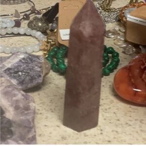NWT~Strawberry quartz tower
